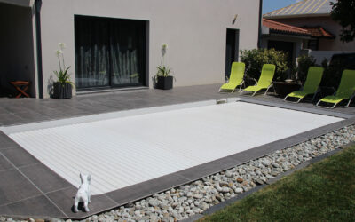 Les Avantages des Volets de Piscines Immergés