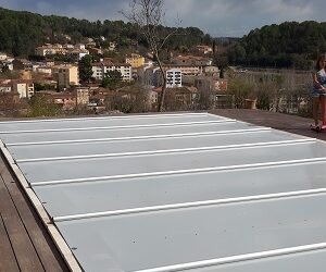 Bâche à barres de sécurité piscine avec enroulement automatique